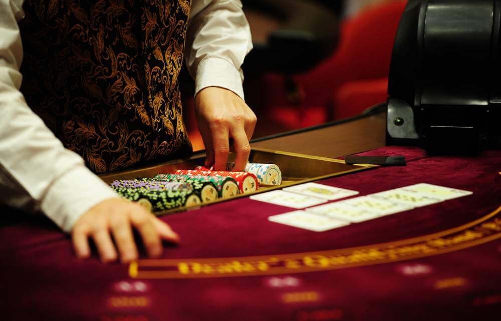 Изображение покерного стола